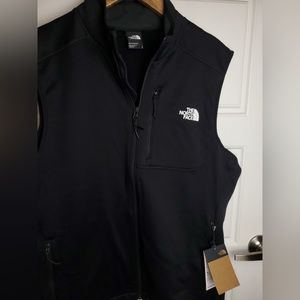 The North Face Men Vest (size Large)